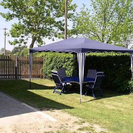 Charmantes In Jennewitz, In Ostseenaehe Jennewitz