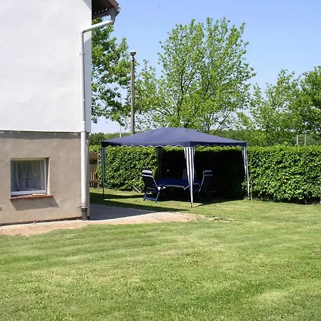 Charmantes In Jennewitz, In Ostseenaehe Jennewitz